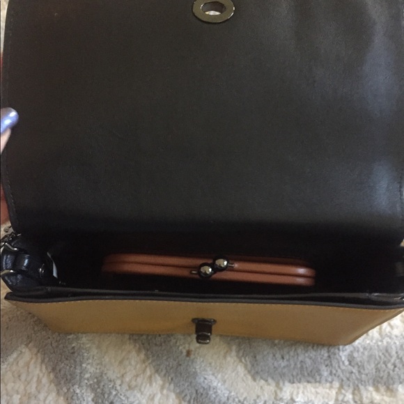 Coach Disney yellow purse - Picture 4 of 9